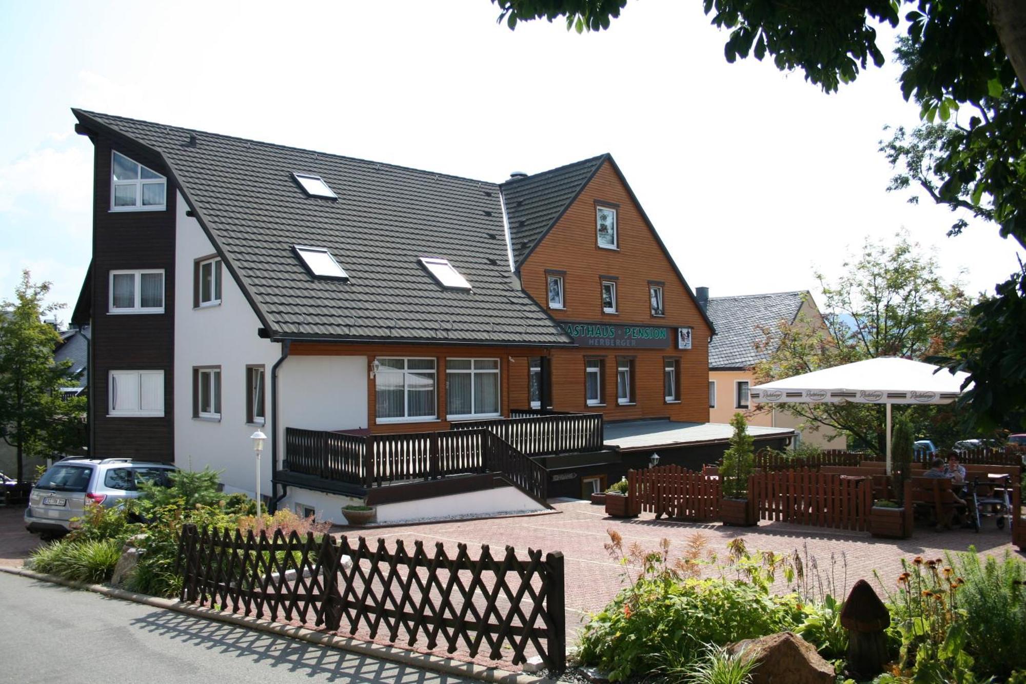 Gasthaus-Pension Herberger 오베르비젠탈 외부 사진