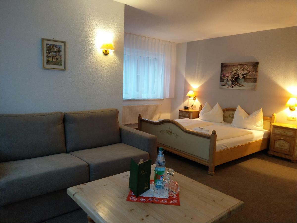 Gasthaus-Pension Herberger 오베르비젠탈 외부 사진